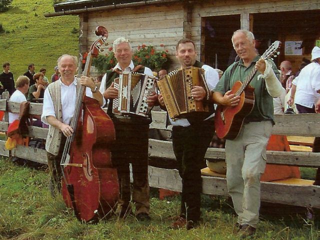 &Ouml;tscherland Trio